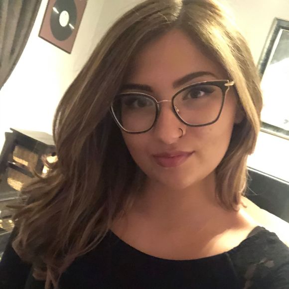 Why Shop My Closet? - Picture 2 of 2